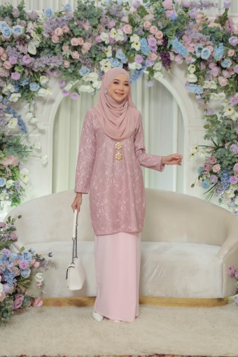 Aneesa - Ballet Pink