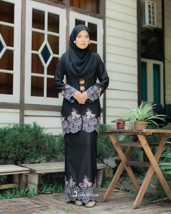 Ariani - Black