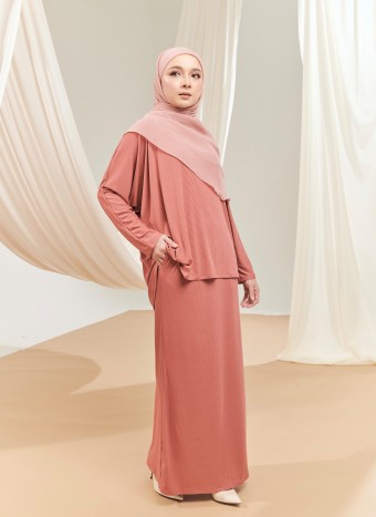 COMFORTWEAR | GRACE TOP IN CORAL