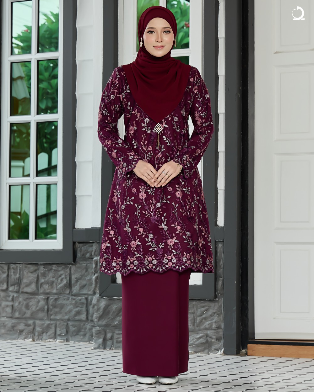 Laura - Burgundy