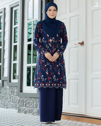 Laura - Dark Blue