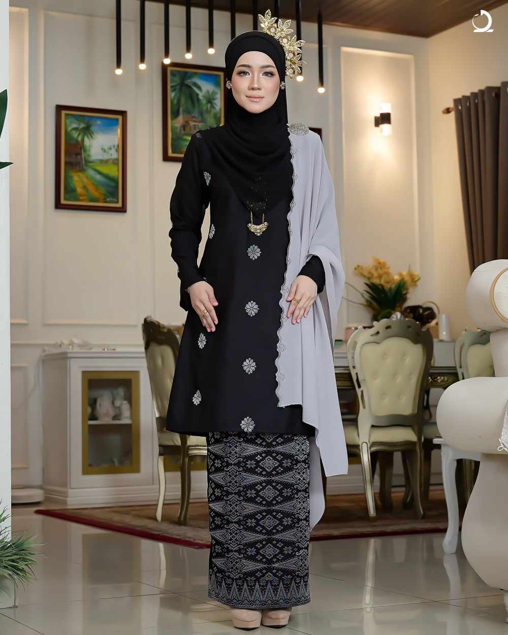 Srikandi - Black