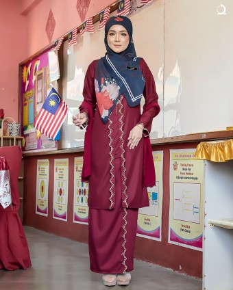 Merdeka Nasreen II - Burgundy