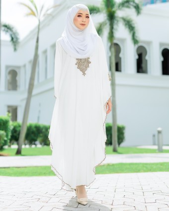 Marwah Kaftan - White