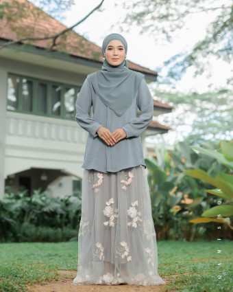 Nadine - Blueish Grey