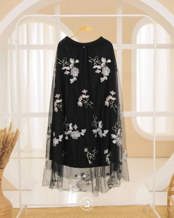 Kuntum Skirt - Black
