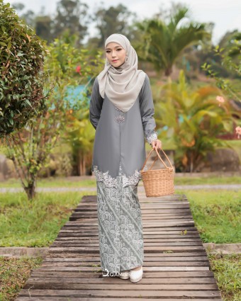 Suri Inara - Grey