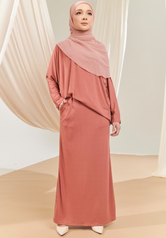 COMFORWEAR | GRACE SKIRT IN CORAL